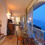 La Ninfa Hotel 3*