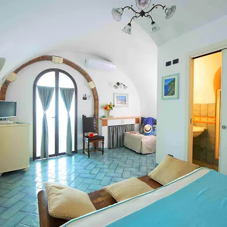 La Ninfa Hotel 3*